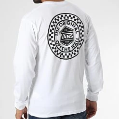Acheter ⌛ Tee ❤️ Shirt Manches Longues Circle Checker A7S5T Blanc de Vans 🧨
