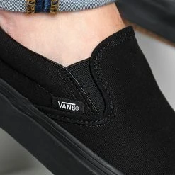 Les meilleures critiques de ⭐ Baskets Classic Slip On EYEBKA Black de Vans 👏 -Vans Soldes Boutique vans 125424 EYEBKA BLACK BLACK 20190107T144728 03