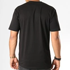 Offres 🤩 Tee Shirt Left Chest Logo VN0A3CZEY28 Noir de Vans 🎉 -Vans Soldes Boutique vans 187802 VN0A3CZEY28 BLACK WHITE 20190703T105321 05