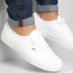 Le moins cher ✨ Baskets Authentic 00EE3W001 True White de Vans ✔️