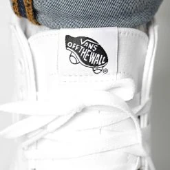 Grosses soldes ❤️ Baskets Montantes Sk8-Hi 00D5IW001 True White de Vans ✔️ -Vans Soldes Boutique vans 226892 00D5IW001 TRUE WHITE 20200820T111948 03