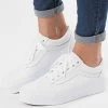 Tout neuf ⌛ Baskets Femme Old Skool Platform A3B3UW001 True White de Vans 🌟