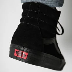 Nouveau 🎉 Baskets Montantes Sk8-Hi D5IBKA Black Black de Vans ⭐ 7 Nouveau 🎉 Baskets Montantes Sk8-Hi D5IBKA Black Black de Vans ⭐ -Vans Soldes Boutique vans 235444 D5IBKA1 BLK BLK 20201015T151336 04