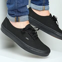 Meilleure affaire 🎉 Baskets Authentic EE3BKA Black Black de Vans 🔥
