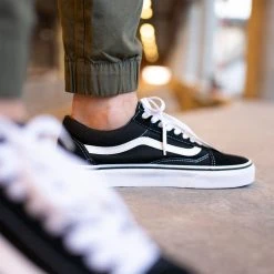 Nouveau 😍 Baskets Old Skool D3HY28 Black White de Vans 🥰 -Vans Soldes Boutique vans 24296 VANS VN 0 D3HY28 BLACK WHITE 20191021T160446 06