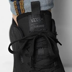 Tout neuf 🌟 Baskets Ultrarange Exo U1KBJ4 Black Black Black de Vans ❤️ -Vans Soldes Boutique vans 269300 A4U1KBJ41 BLK BLK BLK 20210614T155657 03