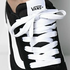 Meilleure affaire 🎉 Baskets Cruze Too Cc KR5OS7 Staple Black True White de Vans 🤩 -Vans Soldes Boutique vans 269354 A5KR5OS71 BLK TRUE WHT 20210614T155726 03