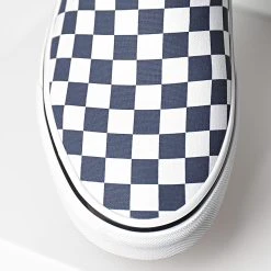 Sortie 🎁 Baskets Classic Slip-On A5JMHARY Checkerboard Parisian Night de Vans ⭐ -Vans Soldes Boutique vans 305126 A5JMHARY1 20220223T135041 03