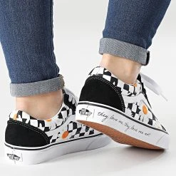 Promo ✨ Baskets Femme Old Skool KRFB0B LoveMeLoveMeNot Black True White de Vans ❤️ -Vans Soldes Boutique vans 305132 A5KRFB0B1 20220228T160429 04