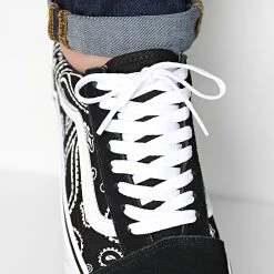 Meilleure vente 🌟 Baskets Old Skool 5KRFB0E Peace Paisley Black True White de Vans ⭐ -Vans Soldes Boutique vans 309062 A5KRFB0E1 20220315T160259 03