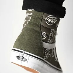 Bon marché ⭐ Baskets Sk8 Hi 5JMJB0F Peace Paisley Grape Leaf de Vans 🥰 -Vans Soldes Boutique vans 309063 A5JMJB0F1 20220315T160600 04