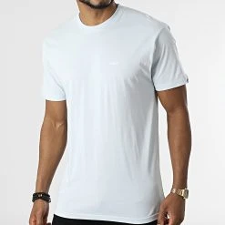 Acheter 👏 Tee Shirt Left Chest Logo A3CZEZ Bleu Clair de Vans 🤩