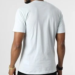 Vente flash 🎁 Tee Shirt Classic Bleu Clair de Vans 🛒 -Vans Soldes Boutique vans 312732 00GGG Z2O 20220408T164415 04