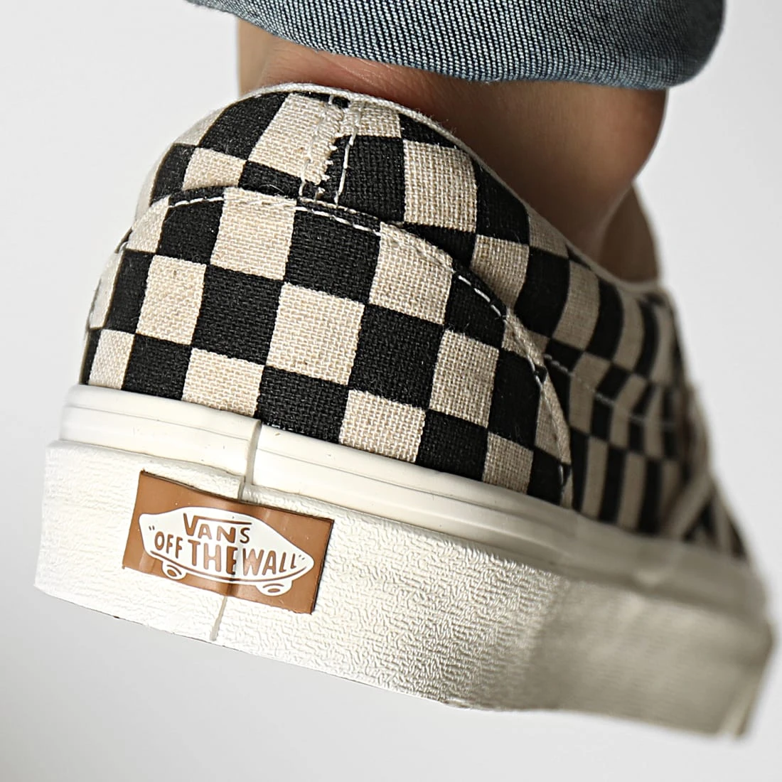 De gros 🎁 Baskets Classic Slip-On A5JMH705 Eco Theory Checkerboard de Vans 🌟 4 De gros 🎁 Baskets Classic Slip-On A5JMH705 Eco Theory Checkerboard de Vans 🌟 – Image 4