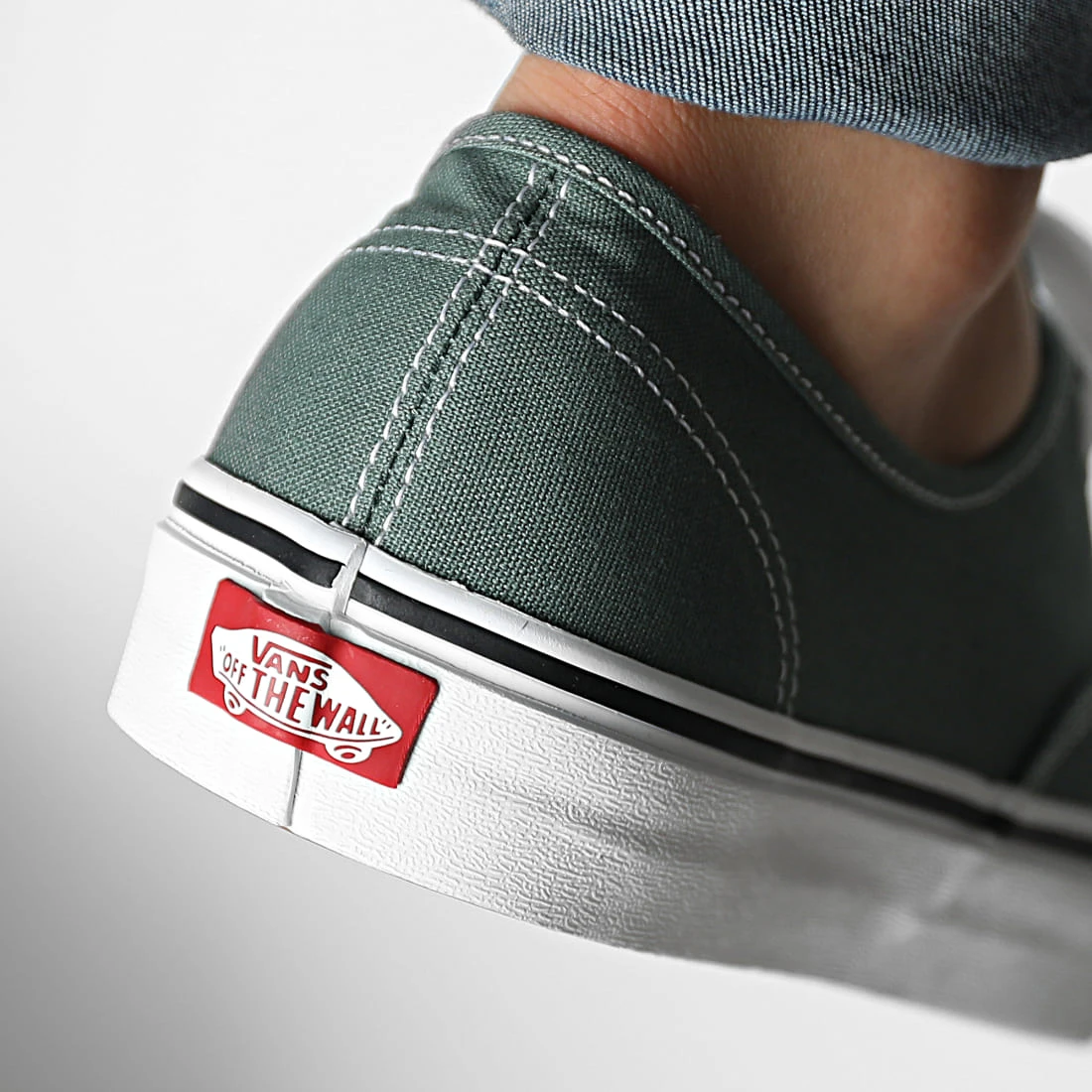Meilleure vente 🎁 Baskets Authentic 5JMPYQW Color Theory Duck Green de Vans ✨ 4 Meilleure vente 🎁 Baskets Authentic 5JMPYQW Color Theory Duck Green de Vans ✨ – Image 4