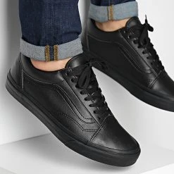 Promo ❤️ Baskets Old Skool A38G1 Black Mono de Vans 🌟