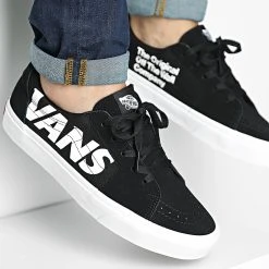 Promo ✔️ Baskets Sk8 Low 5KXDY28 Hi-Def Black White de Vans ❤️