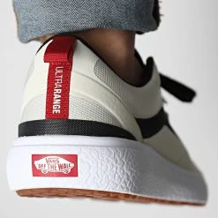 Acheter ⌛ Baskets Ultrarange Exo 4U1KBWI Bone White Black de Vans 😍 -Vans Soldes Boutique vans 333225 A4U1KBWI1 20220818T161441 04