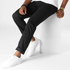 Bon marché ✔️ Pantalon Chino Slim Authentic A5FJ7 Noir de Vans 😍 -Vans Soldes Boutique vans 334954 A5FJ7 BLK 20220906T140348 03