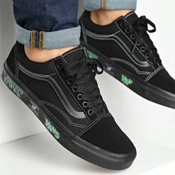 Top 10 🌟 Baskets Old Skool Live At Hov A5JMI1OJ1 Blackout de Vans 🌟