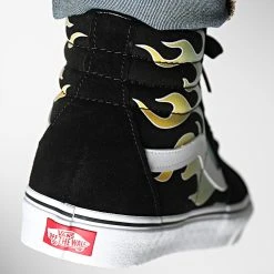 Offres 🛒 Baskets Sk8 Hi A7Q5NBZW1 Glow Flame Black White de Vans 🧨 -Vans Soldes Boutique vans 339287 A7Q5NBZW1 20220922T161241 04