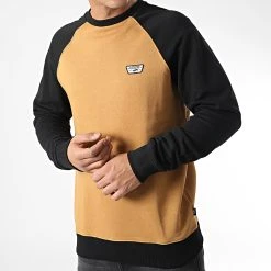 Tout neuf 🧨 Sweat Crewneck Rutland III Camel de Vans ❤️ -Vans Soldes Boutique vans 344834 A3HQ4 BN9 20221027T160102 03