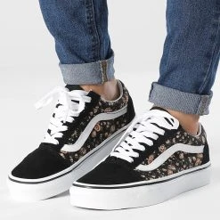 Nouveau 💯 Baskets Femme Old Skool 5JMIY28 Rose Dreams Black White de Vans ✨